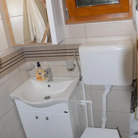 Planinska Kuca Jovanic *